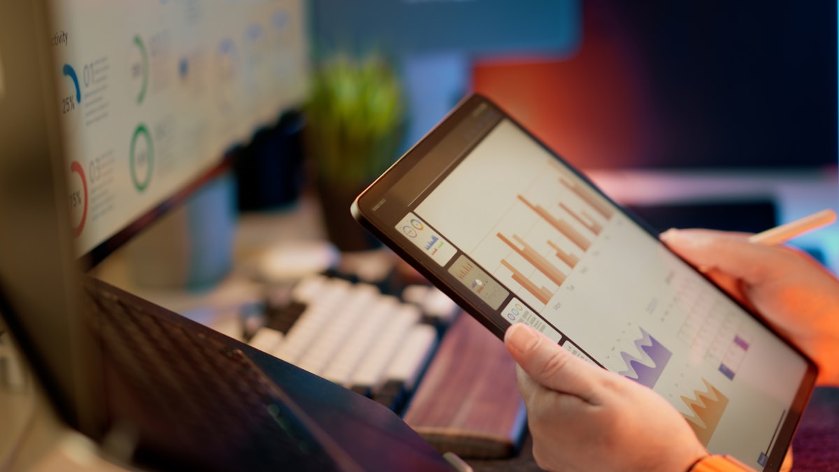 Análisis de datos hoteleros en una tableta